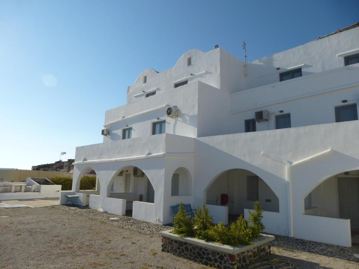 Aparthotel Thira'S Dolphin Akrotírion Exterior foto