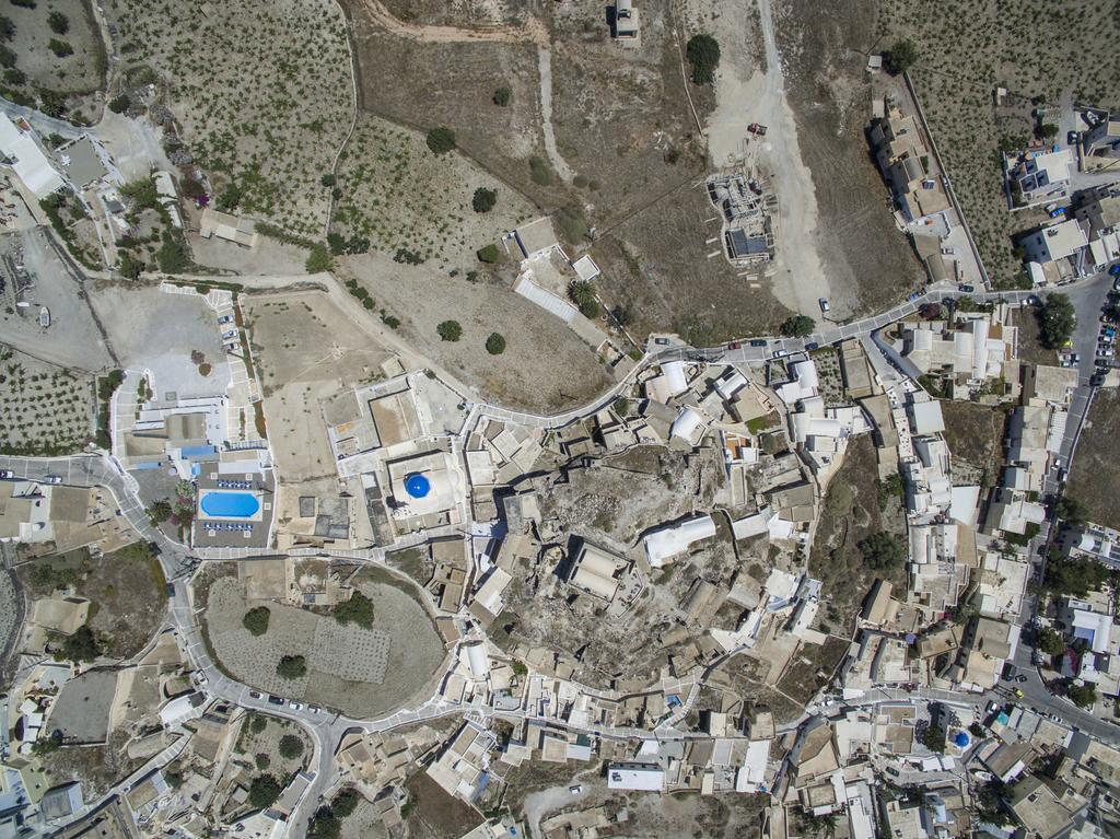 Aparthotel Thira'S Dolphin Akrotírion Exterior foto
